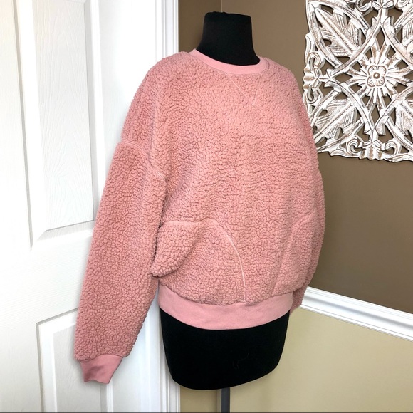 ⭐️ Victoria’s Secret PINK Sherpa Crew Sweatshirt in Damsel Pink EXTRA SMALL - Picture 12 of 16